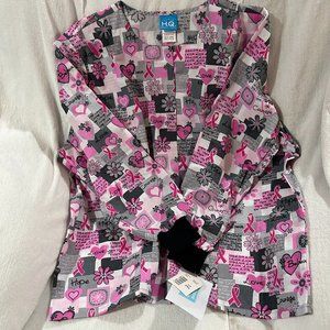 Scrub top. Long sleeve. 2X. Black/gray/pint breast cancer print. NWT. (776)